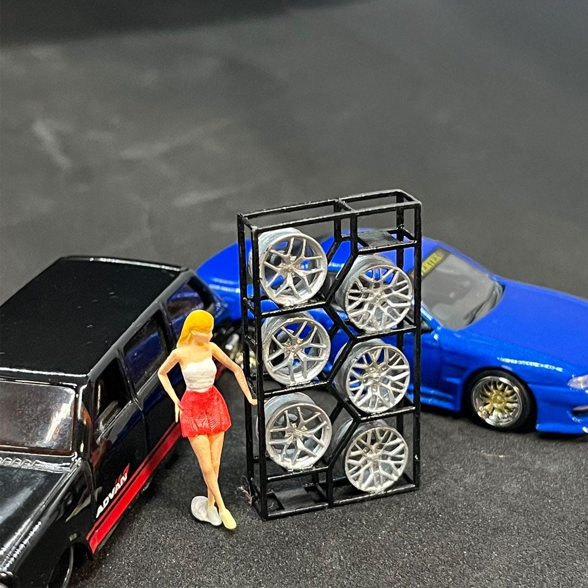 Miniature Rim Rack 1:64 Scale - Perfect for Car Shop Dioramas, Model ...