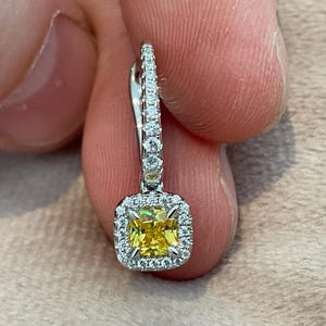 Orecchini con diamanti giallo canarino creati in laboratorio da 1,51 carati: argento sterling 925