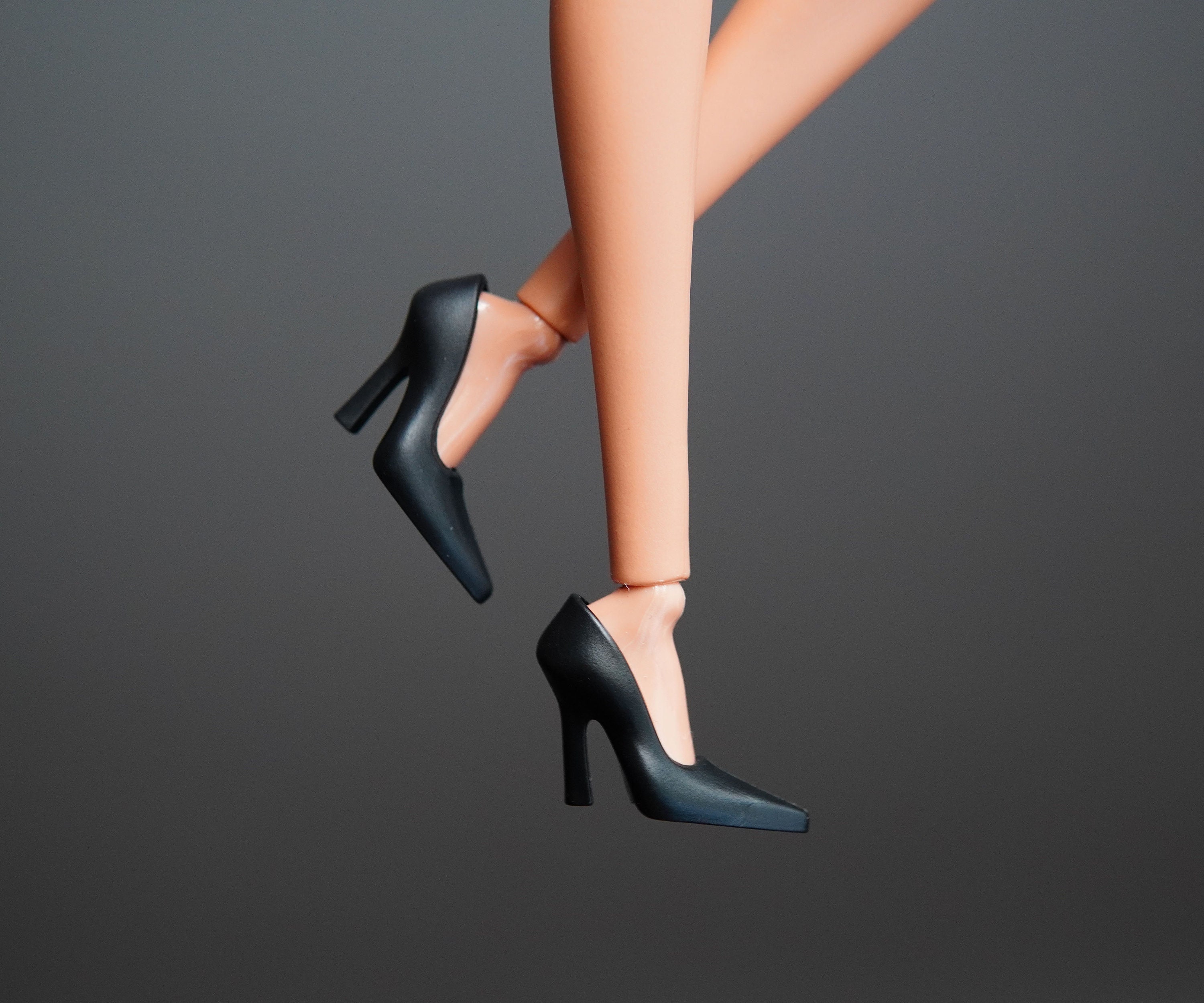 Azalea Dannie in Grey 1 inch heels sandals | Lazada PH-hkpdtq2012.edu.vn