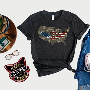 Carte des Etats-Unis / Drapeau américain en détresse / Chemise Freedom pour anciens combattants / Cadeau pour femme militaire / T-shirt Unité militaire