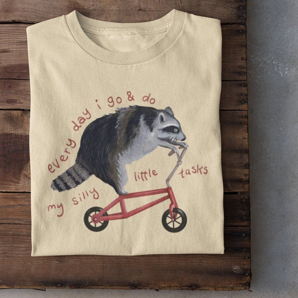 T-shirt Raccoon On Bicycle, Sweat à capuche rétro cartoon, Sweat-shirt bizarre, Chemise Meme, Chemise Trash Raccoon, Cadeau pour les femmes, Vêtements de citation drôles