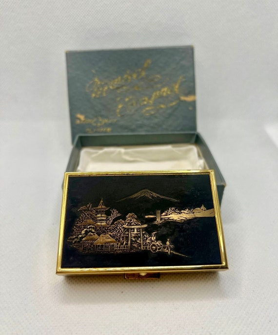 Vintage 1950s Mount Fujiyama Clover Musical Powder Compact - Etsy