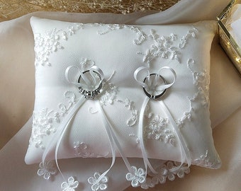 French style wedding ring pillow | White Lace embroidered ring holder | Ring bearer pillow for wedding | High Quality Satin Ring Pillow