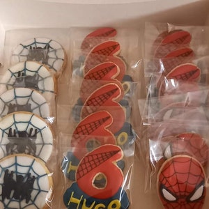 Biscuits personnalisés Spiderman image 4