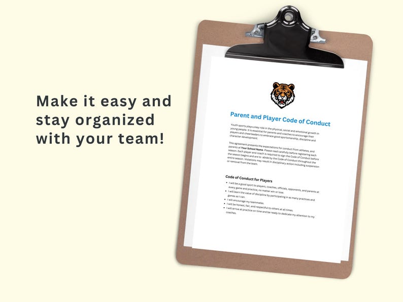 K&ouml;nnte beinhalten: Eine braune Klemmbrett mit einem wei&szlig;en Blatt Papier. Das Papier hat ein Tigerlogo und den Text "Parent and Player Code of Conduct". Der Text "Code of Conduct for Players" ist ebenfalls sichtbar.