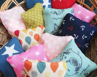 Set aus 2 Schmusekissen gefüllt mit Baldrianwurzel und Katzenminze