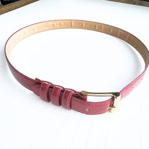 Amanda Smith Red Leather Belt | Red Size Medium | Vintage Accessories | Genuine Leather on Vinyl | Solid Brass Buckle