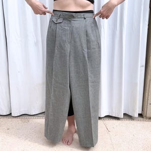 Lauren by Ralph Lauren Grey Wool Trousers | 100% Worsted Wool, Size 12 (Fits 8/10), 29&quot; Inseam | Vintage 1980s 1990s Cigarette Pants