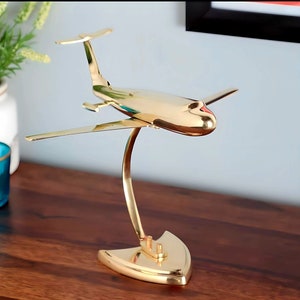 Brass Airplane on Stand Model, Sculpture Jet Plane Vintage Avaition Gift with Gold Glossy Finish (25×25×25cm. L×W×H)