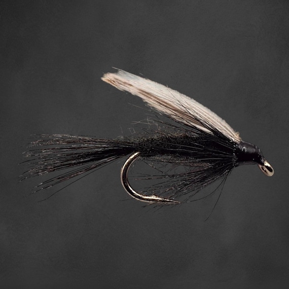 collectible fishing lures price guide Fishing Lure Collectibles: An Identification and Value Guide to the Most Collectible Antique Fishing Lures [Book]