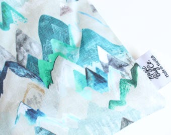 Mountains Blue Snack Bag: Eco-Friendly Food Pouch