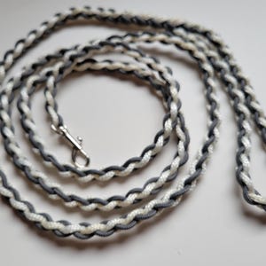 Paracord Braided Leash 6 ft (Gray & White) Puppy Cat Sm to Med Dog