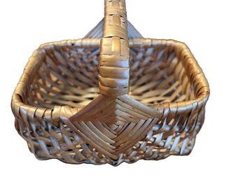 Vintage Butt Basket Gods Eye Hand Woven Primitive Egg Gathering 5 1/2"