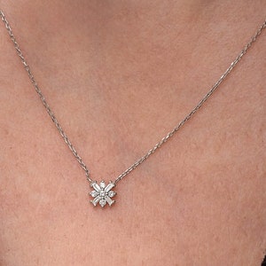 Sierlijke 14K gouden ketting met stokbrooddiamanten | Minimalistische diamanten sieraden | Luxe kerstcadeau voor vrouwen