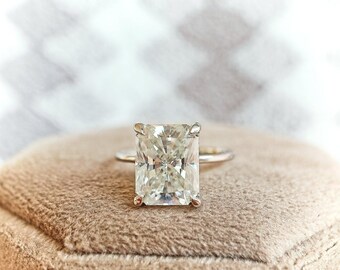 3.55 CT Elongated Radiant Lab Grown Diamond Engagement Ring | IGI Certified | Solid Gold