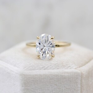 3.50 CT Oval Lab Grown Diamond Solitaire Engagement Ring | IGI Certified | Solid Gold