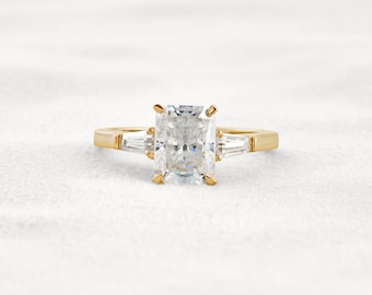 2.3 CT Radiant Cut Lab Grown Diamond Engagement Ring: 14K Gold Wedding Set