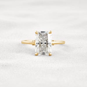Radiant Cut Lab Grown Diamond Engagement Ring | 4.15 CT Solitaire | IGI Certified 14K | Solid Gold | Bridal Gift for Her