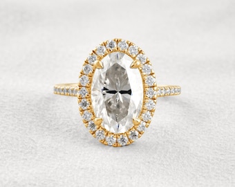 4.1 CT Oval Lab Grown Diamond Engagement Ring: Halo & Pave, 14K Gold
