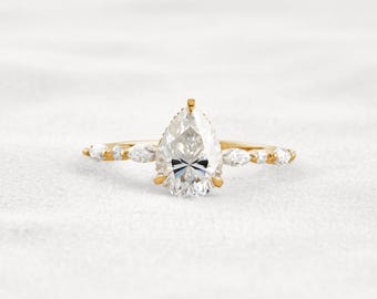 1.93 CT Pear Lab Diamond Engagement Ring: 14K Gold Wedding Set