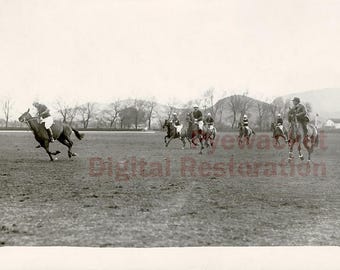 Fotografia di una partita di polo degli anni '20, immagine sportiva equestre d'epoca, foto in bianco e nero di equitazione (download digitale)