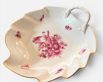 Herend Chinese Bouquet Raspberry Leaf Dish 7.75” Shape 203, Hand‑Painted Porcelain Hungary