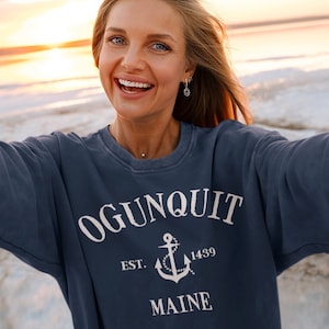 Comfort Colors Ogunquit Maine Sweatshirt, Trendy Preppy Aesthetic Crewneck, Ogunquit Maine, oversized unisex, Marginal Way, Ogunquit Beach