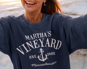 Comfort Colors Martha's Vineyard Sweatshirt | Eiche Klippen | Vintage Souvenir | Weinberg Geschenk | Preppy Rundhalsausschnitt | Sommerhaus | Cape Cod