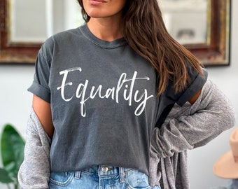 Camisa de colores cómodos de igualdad, camisa del desfile del Orgullo. Black Lives Matter, Igualdad de derechos, Camisa del Orgullo, Derechos Humanos LGBT, Antirracismo, Voto del Orgullo