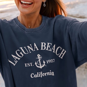 Laguna Beach Sweatshirt, PCH, California Beach Shirt, Beach Sweater, Preppy sweatshirt, Beach Pullover, Surfer sweatshirt, Orange County top