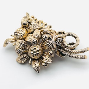 Vintage 1950s brooch by Globus Forian