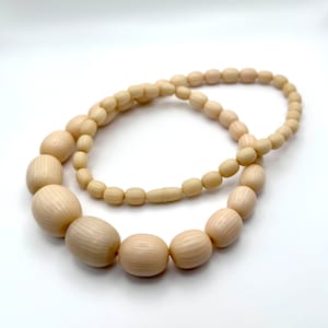 Vintage bakelite beaded necklace