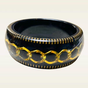 vintage Lucite Bangle chunky with gold chain detail 1980s retro