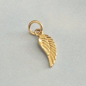 Dainty Angel Wing Charm, 14k Solid Gold Angel Wing Pendant, Gold Angel Wing Charm, Solid Gold Angel Wing Remembrance Charm, Memorial Charm