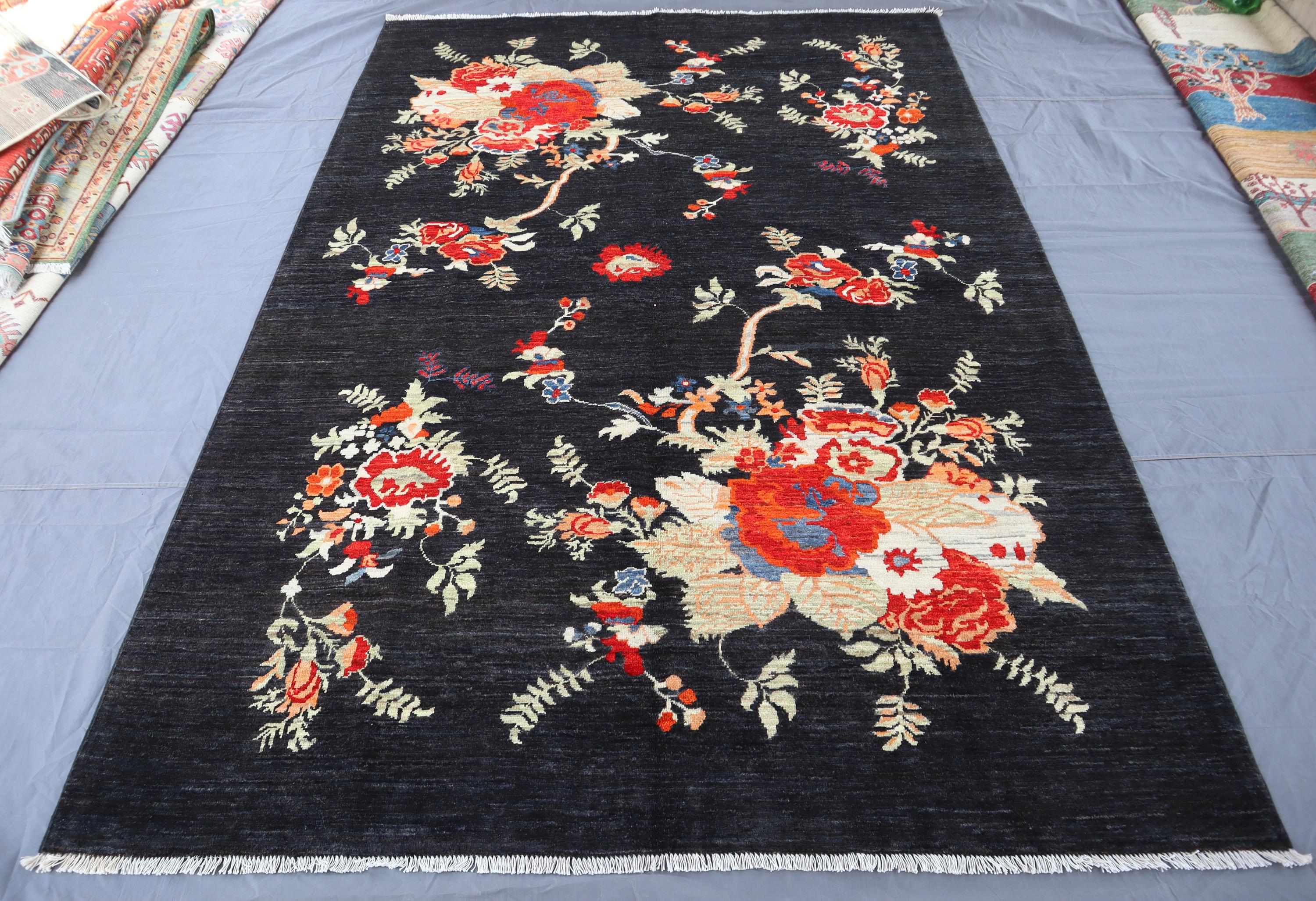 Turkmen Pictorial Flower Design Rug 7x10 Ft, Flower