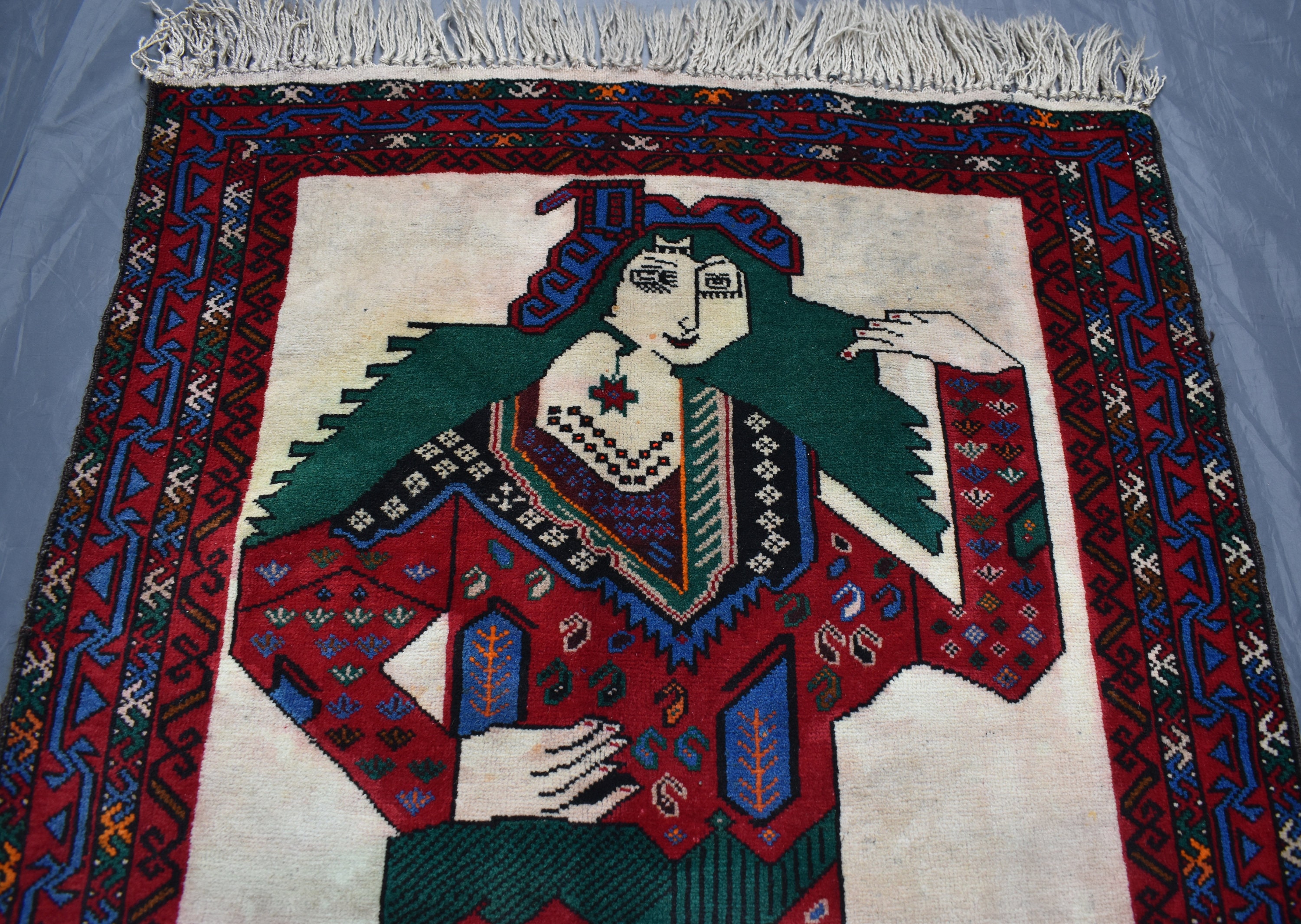 Pictorial Human Lady Vintage Rug Living Room Rug Antique - Etsy