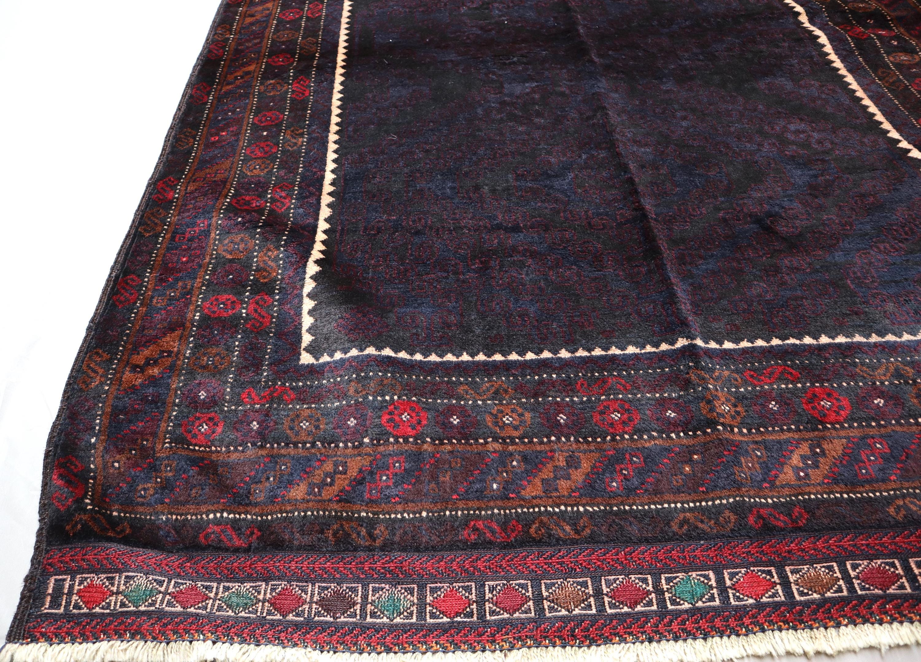 A Woven Journey: 絨毯の文化13-764 A Woven Journey: 絨毯の文化13-764（ペルシャ絨毯の本、日本で