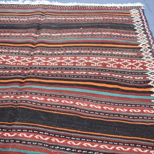 Alfombra Kilim de corredor ancho afgano de 5x11 pies, alfombra de lana hecha a mano vintage, alfombra de tejido plano turcomano descolorida antigua alfombra kilim oriental, alfombra de corredor de pasillo