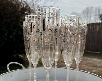 Personalized Champagne Flute Wedding Party Anniversary Gift Party Favors, Glassware Wine Glass New Years Celebration Bachelorette Monogram