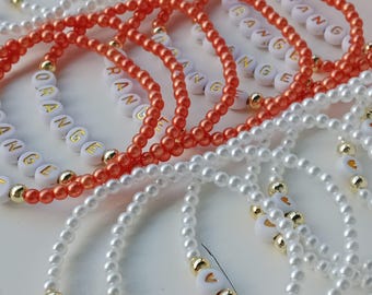 Personalized colorful beaded friendship bracelets, event souvenirs.