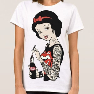Camiseta de Blancanieves con tatuajes, tallas para hombres y mujeres (dmm-172)