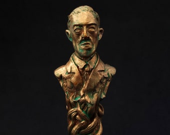 H.P. Lovecraft Mini bust Bronze handmade collectible figure. Miskatonic Collector's Idol. Cthulhu Mythos. Necronomicon Horror. Original Item
