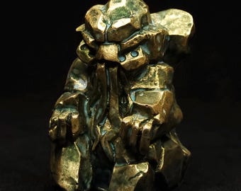 Mini Idolo di Cthulhu in oro. Statuette da collezione fatte a mano di H.P.Lovecraft. Culto di Cthulhu. Idolo da collezione.