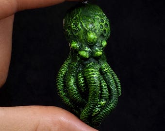 Cthulhu groene amulet jade H.P.Lovecraft handgemaakt verzamelobject. Cult of Cthulhu-mini-altaar. Idool voor verzamelaars. Cultist.