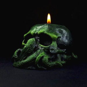 Cthulhu Tealight Candle Holder R&#39;lyeh Green. Lovecraft handmade collectible Cult of Cthulhu Elder Sign Arkham horror Cultist collector decor
