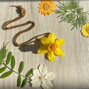 Resin Painted Daffodil Necklace