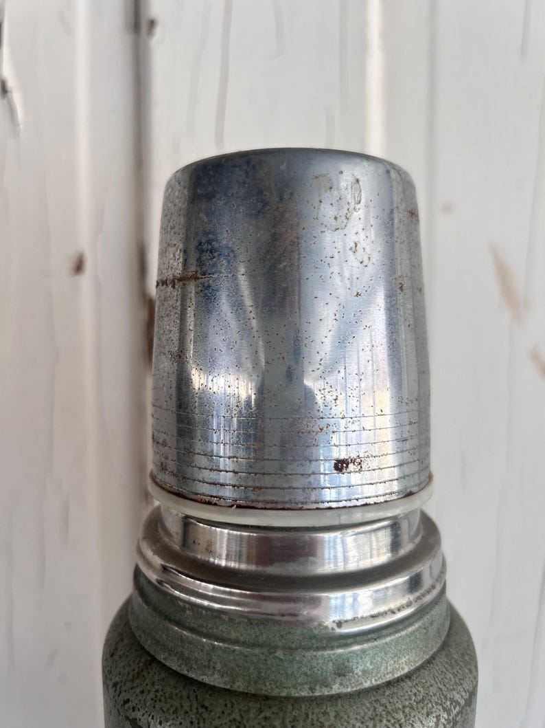 Termo metálico vintage Stanley de Aladdin, verde martillado, modelo A-944C o A-944DH imagen 13