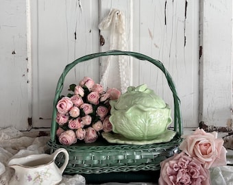 Harry and David Dark Green Wicker Wash Basket – Hand-Woven, Twisted Handle, Shabby-Chic Gift Storage