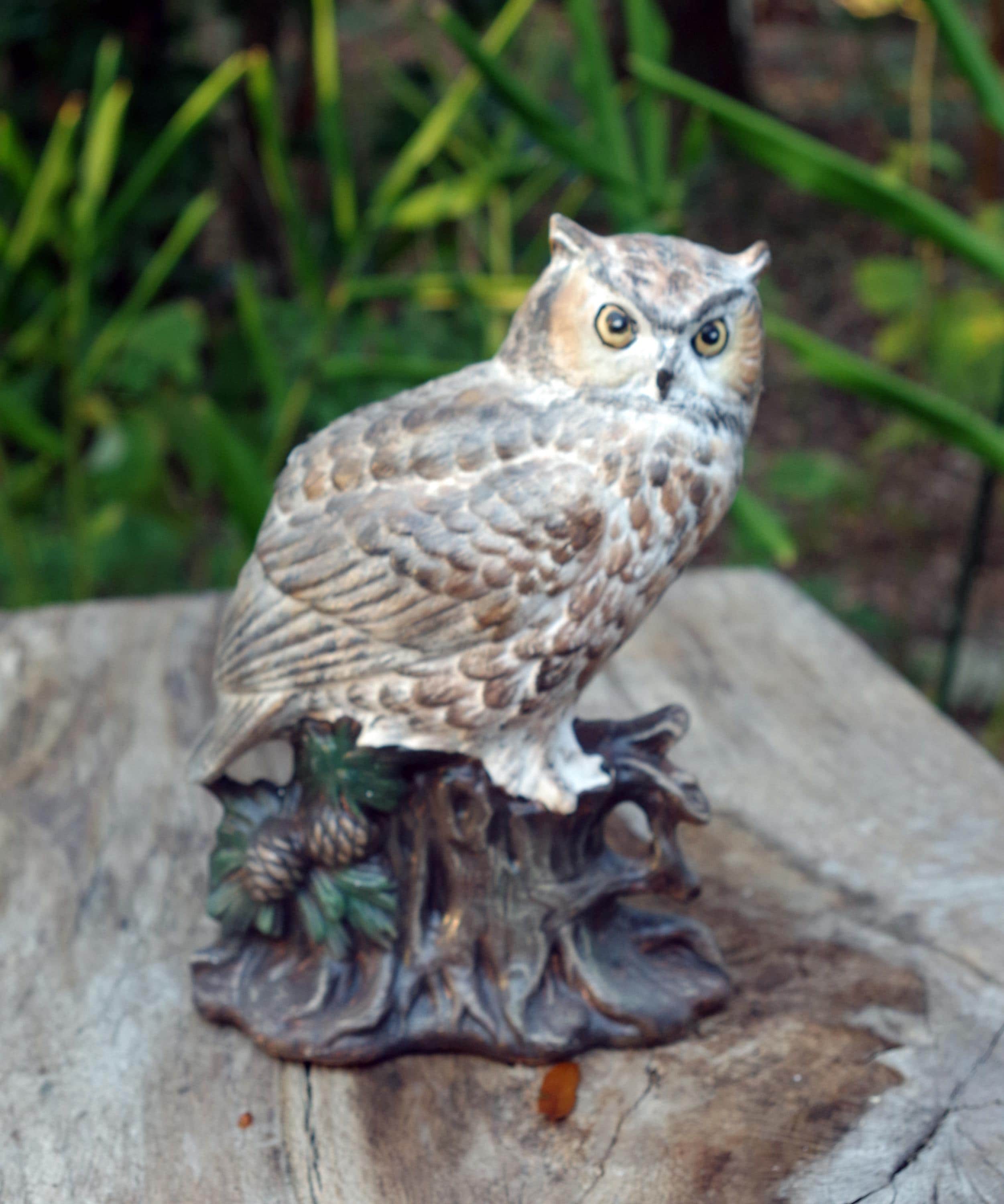 切り株に乗った陶器のミミズクの置物 - Etsy 日本