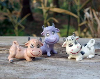 Happy  little cows  Figurines